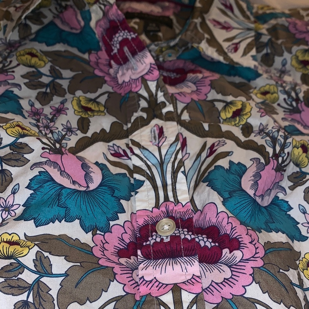 Talbots XS floral button down top - Picture 3 of 5